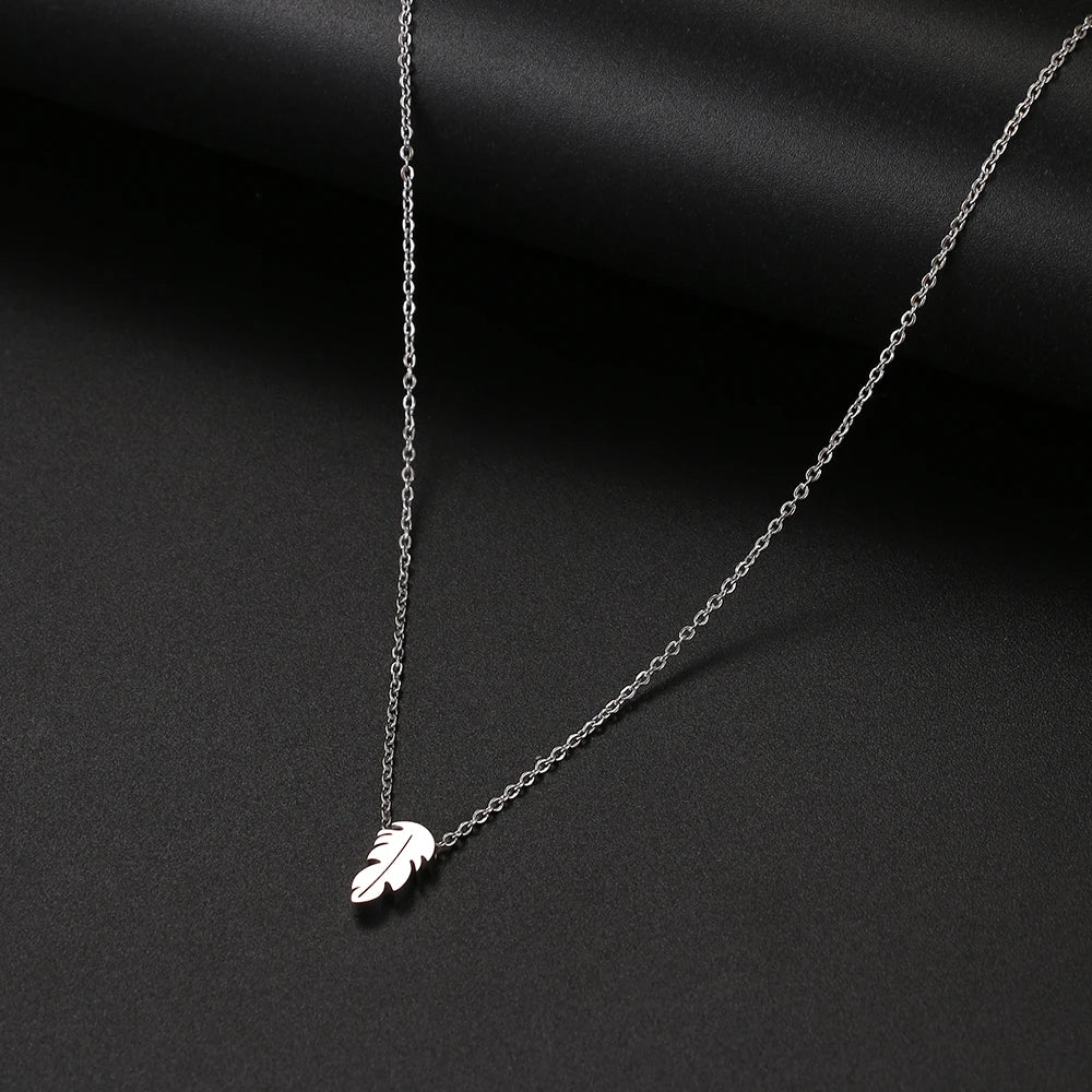 Stainless Steel Necklaces Minimalist Four-leaf Clover Geometric Style Fashion Chain Necklace for Women Collar Pendant Jewelry