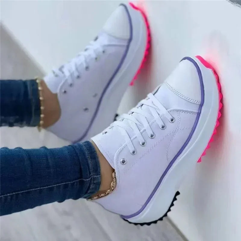 Flat sneakers with laces in various colors for Women