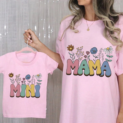 2pc Colorful Flower Letter MAMA and MINI Matching Family Outfits Mothers Day Gift Blessed Mommy and Kids Leisure Fun T-Shirt